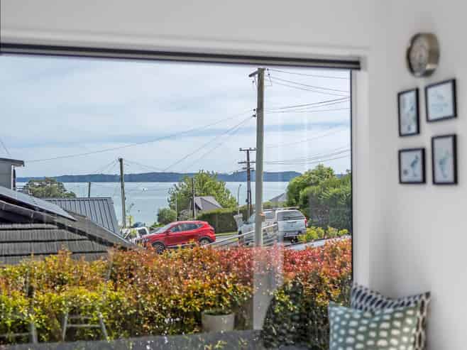 13 Rewa Road, Maraetai