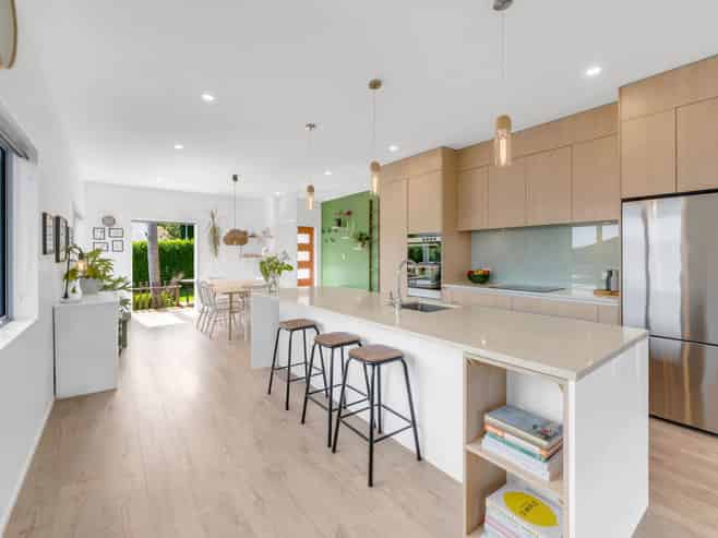 13 Rewa Road, Maraetai