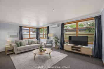 702A Murdoch Road East, Akina