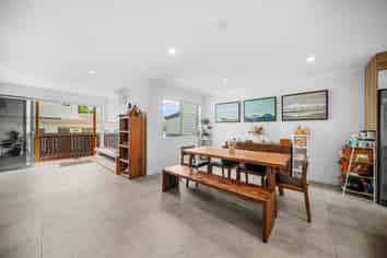 6/11 Celeste Place, Totara Vale