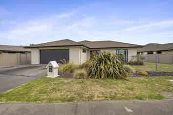 34 Northwood Avenue, Mahora