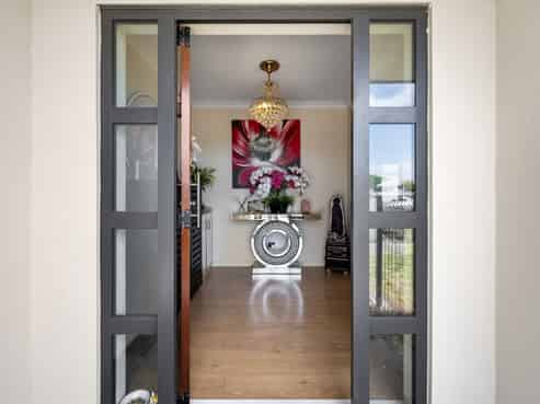 34 Northwood Avenue, Mahora