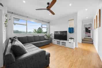 101 Waitakere Road, Waitakere