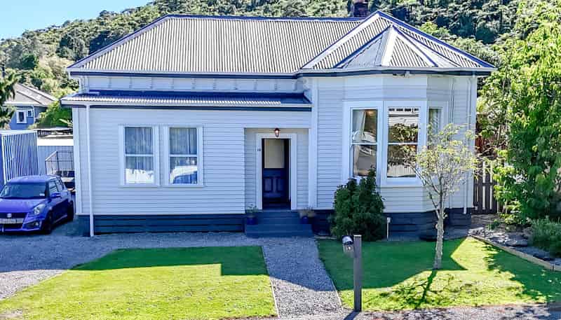 19 Winnie Street, GREYMOUTH