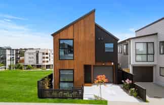 10 Kiokio Street, Long Bay