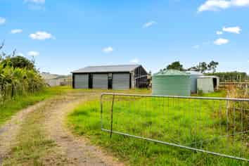 331 South Head Road, South Head, Helensville