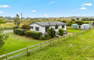 331 South Head Road, South Head, Helensville