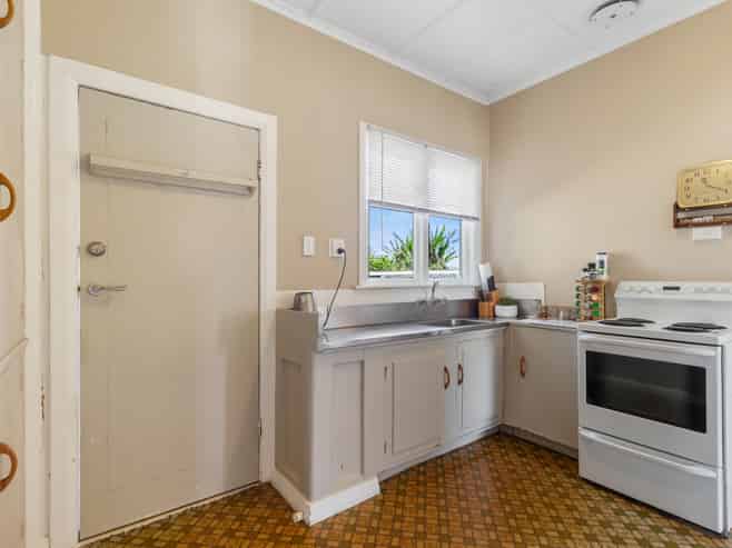 13 Winchester Street, Levin