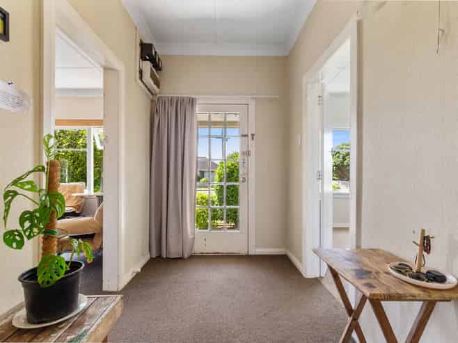 13 Winchester Street, Levin