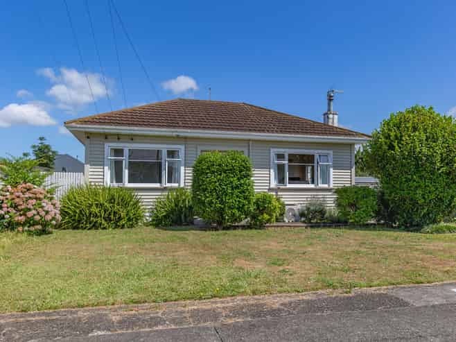 13 Winchester Street, Levin