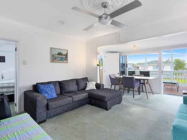 11 Tatahi Street, Thames