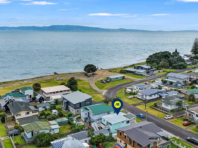 11 Tatahi Street, Thames