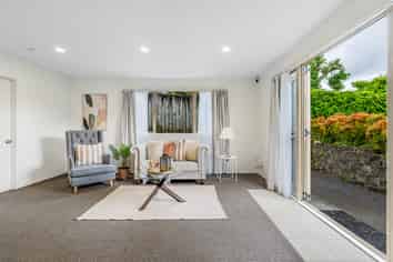 703A Hillsborough Road, Mount Roskill