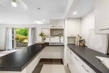 703A Hillsborough Road, Mount Roskill