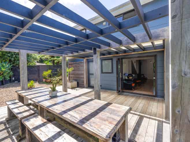 45 Kennedy Road, Surfdale