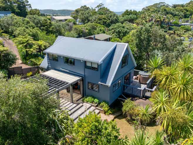 45 Kennedy Road, Surfdale