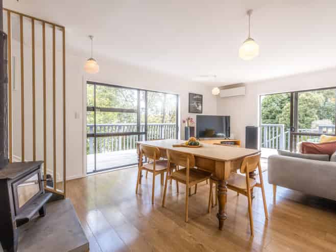 45 Kennedy Road, Surfdale