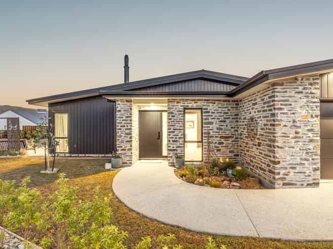 33 Atkins Road, Luggate