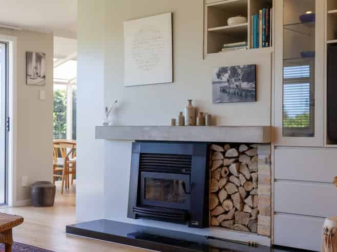 7 Kawau Grove, Waikanae Beach