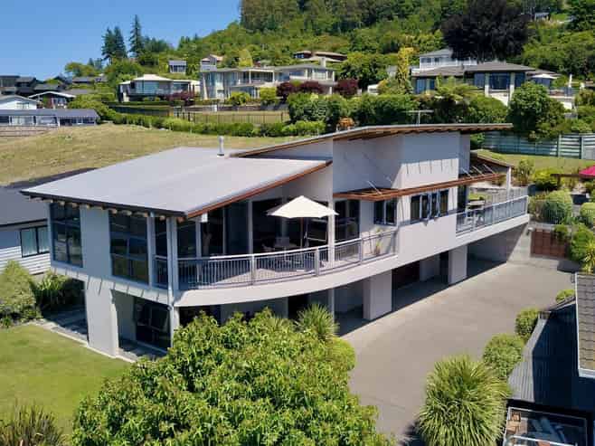 18 Wakeman Road, Acacia Bay