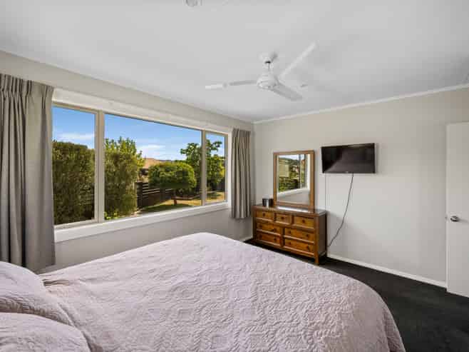 90 Ashworth Street, Alexandra