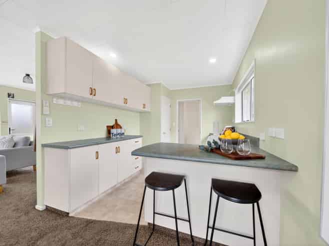 8 Hogg Crescent, Masterton