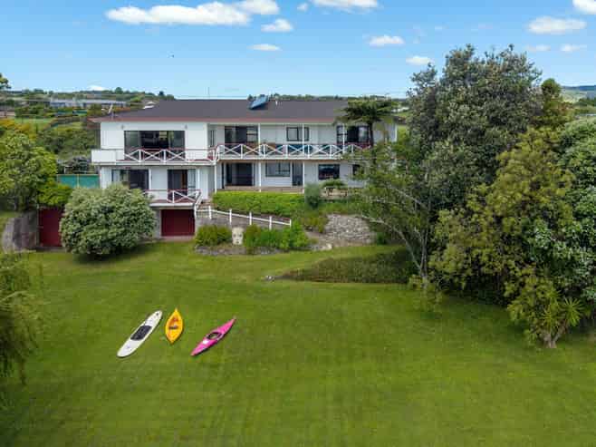 119 State Highway 33, Tikitere