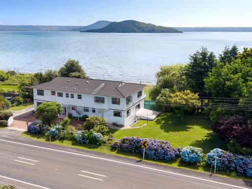 119 State Highway 33, Tikitere