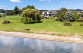 119 State Highway 33, Tikitere