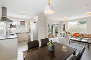 3/36 Owairaka Avenue, Mount Albert