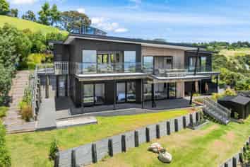 16 Granada Lane, Langs Beach