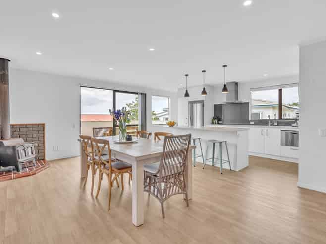 8 Awatere Place, Snells Beach