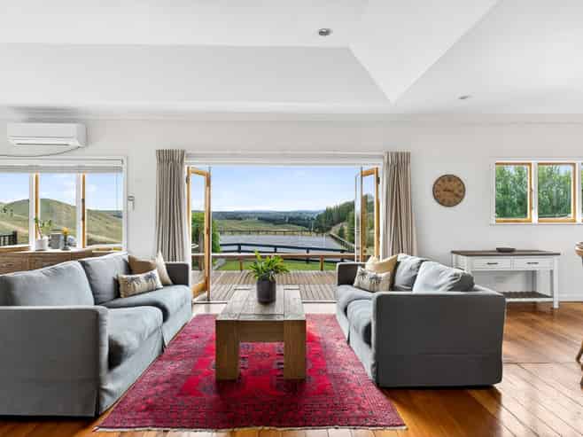 1222 Taihape Road, Sherenden