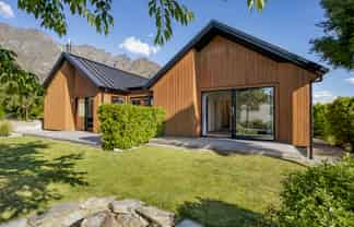 43A McAdam Drive, Jacks Point