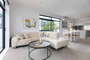 8/39 Pitt Street, Auckland Central