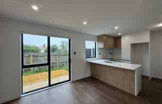 2/20 Luke Street, Otahuhu