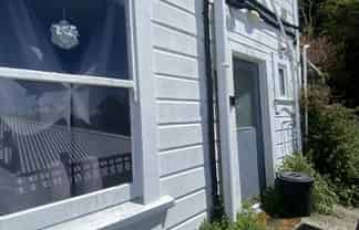 2/37B Plunket Street, Kelburn