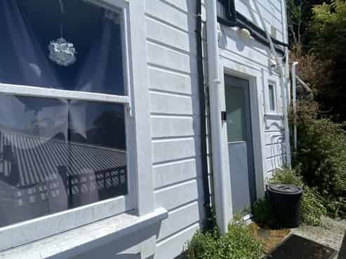 2/37B Plunket Street, Kelburn