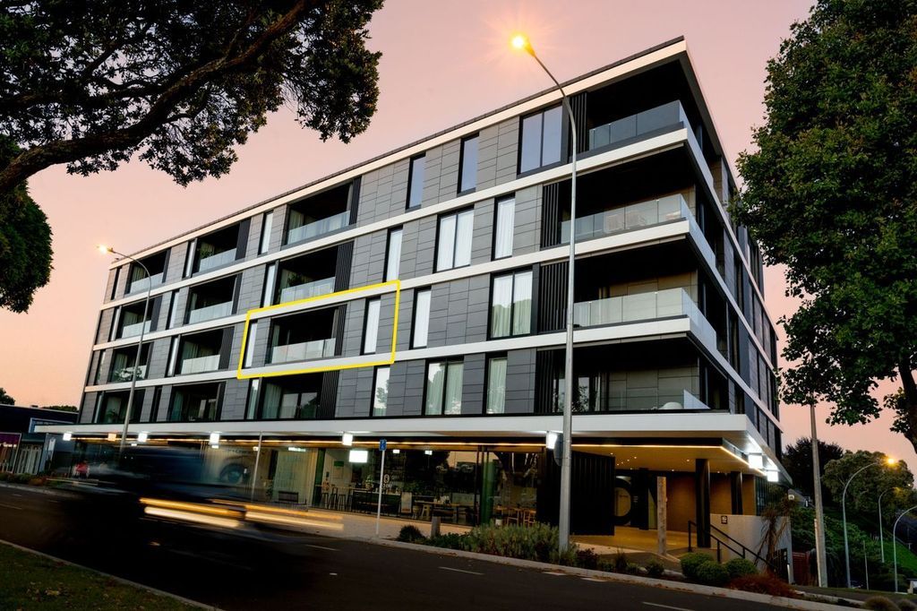 Exceptional Value at Vantage 1