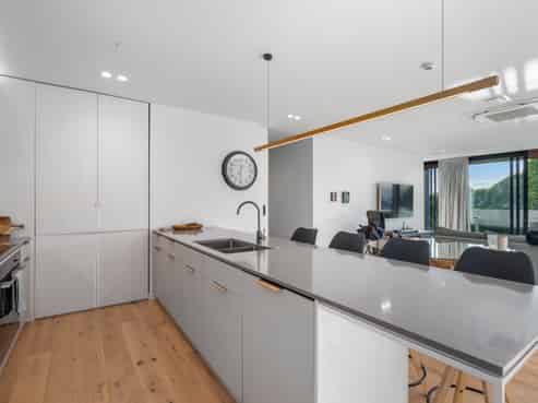 204/359 Cameron Road, Tauranga