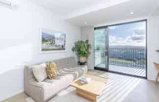 301/2 Te Ara Taurapa, Point Chevalier