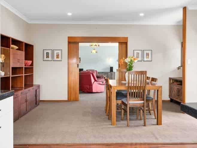 17D Holyrood Terrace, Waipukurau and Surrounds