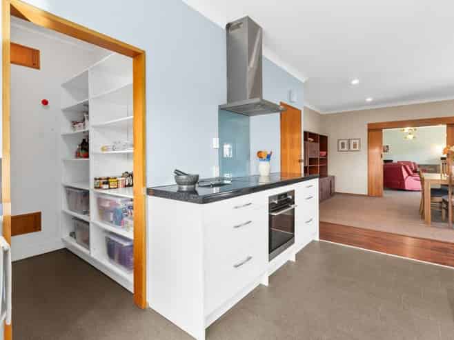 17D Holyrood Terrace, Waipukurau and Surrounds