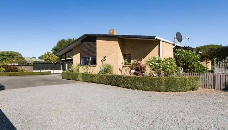 17D Holyrood Terrace, Waipukurau and Surrounds
