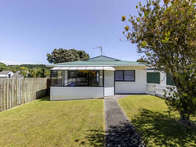 5A Tahurangi Place, Spotswood