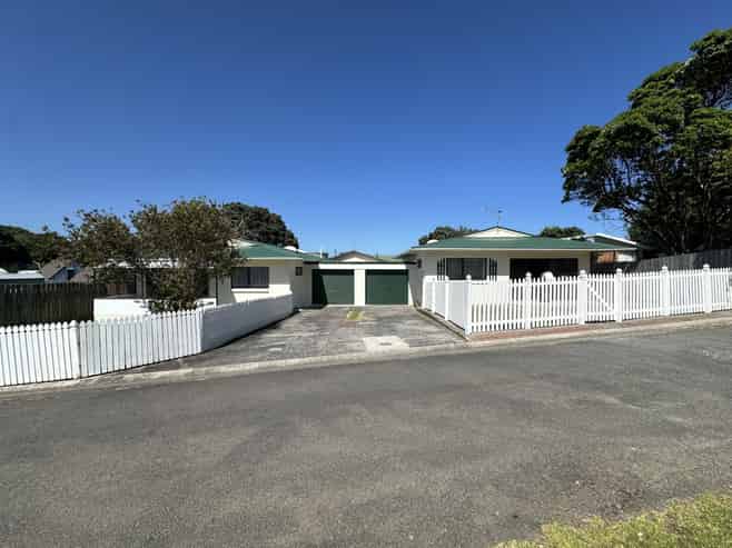 2/5A Tahurangi Place, Spotswood