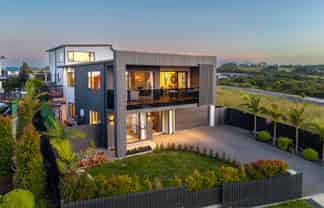 4 Hapukupuku Avenue, Beachlands