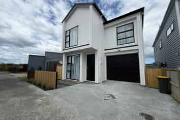 106 Waekahu Road, Westgate