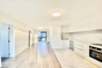 2/98 Kimpton Road, Papatoetoe