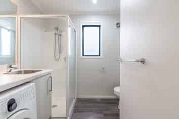 1/104 Bowhill Road, North New Brighton